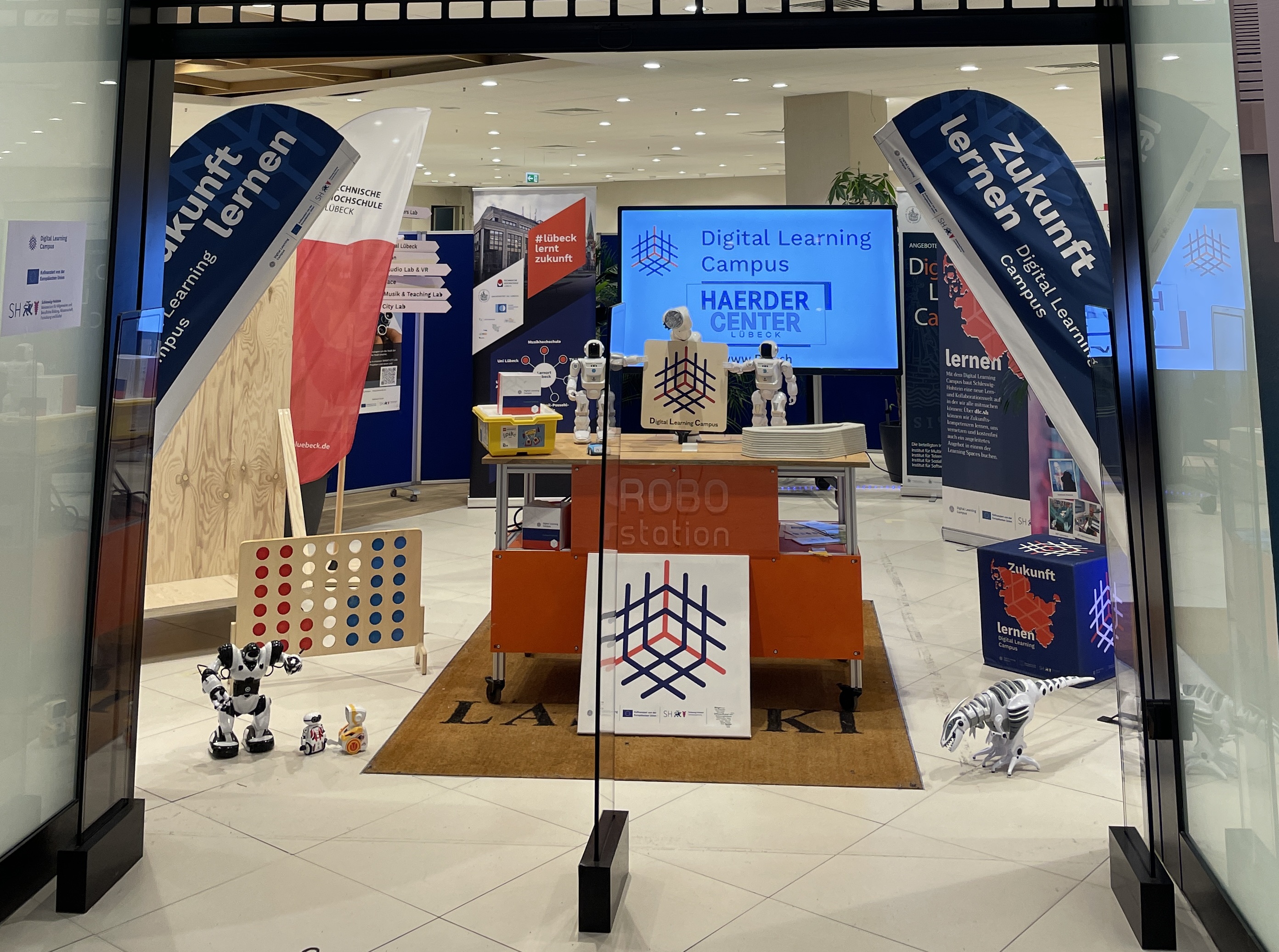 Eingang DLC in Lübeck